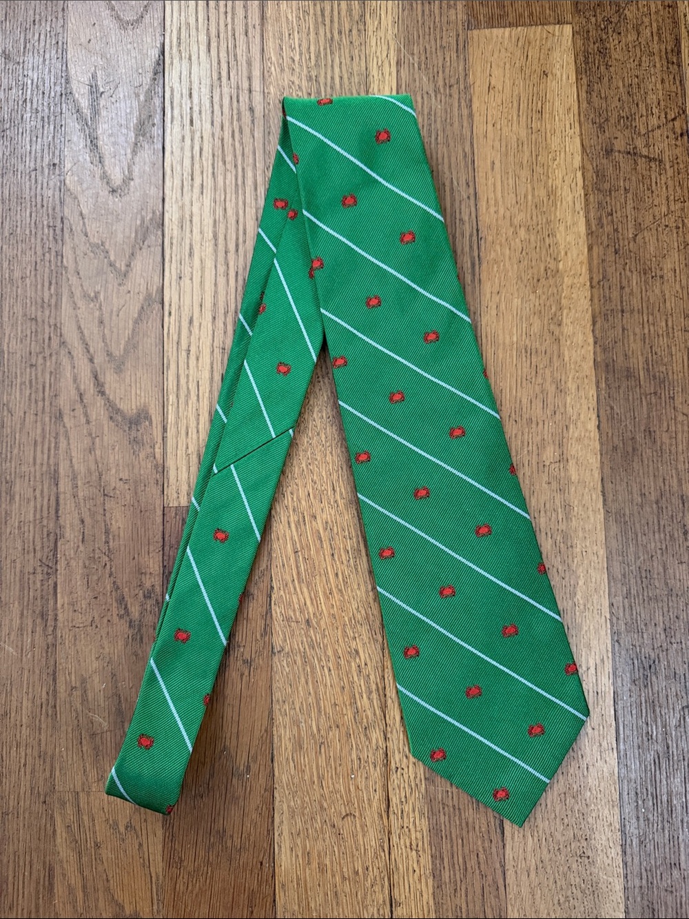 Polo by Ralph Lauren green silk crab print silk tie.